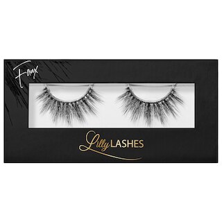 Miami round lash style, complimentary to all eye shapes